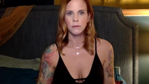 Violet online show from 01-15-25, 01:12