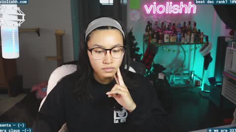 Snapshot of violishh chatting on 12-18-24, 08:03 follow me on twitter violishh and ig violishh online show from 12-18-24, 08:03