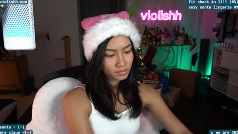 Snapshot of violishh chatting on 12-23-24, 11:17 follow me on twitter violishh and ig violishh online show from 12-23-24, 11:17