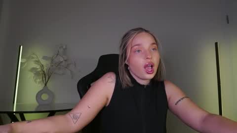 Violla online show from 11-06-25, 09:32