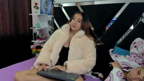 Snapshot of vip_thedivas chatting on 01-18-25, 02:55 The divas online show from 01-18-25, 02:55