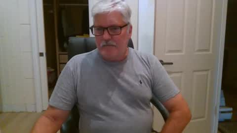 viper654321 online show from 03-01-26, 07:54