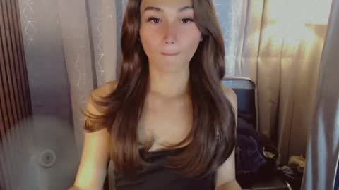 Snapshot of virgenpearl chatting on 07-14-26, 11:05 Pearl online show from 07-14-26, 11:05