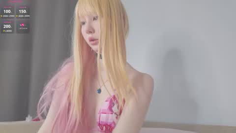  Lily  online show from 01-19-26, 05:44