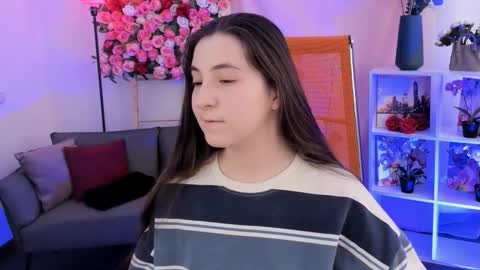 Snapshot of virtualvoyant chatting on 02-04-26, 07:36 your love online show from 02-04-26, 07:36