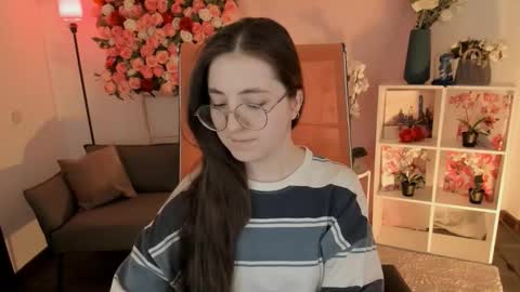 Snapshot of virtualvoyant chatting on 02-25-26, 01:26 your love online show from 02-25-26, 01:26