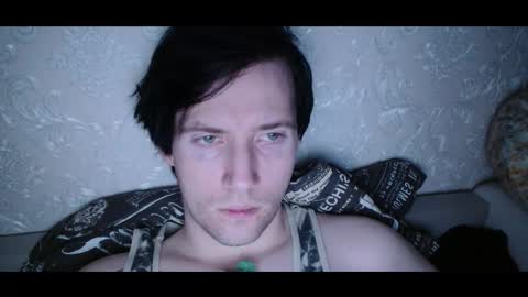 vitiligoboyy online show from 11-21-25, 04:00