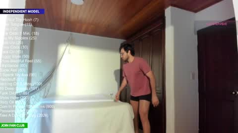 Snapshot of vito_ferrero chatting on 06-17-26, 12:07 Vito Ferrer online show from 06-17-26, 12:07