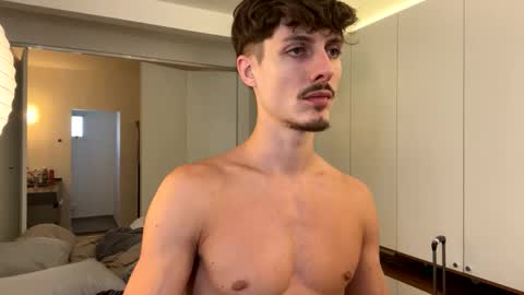 vitoraugustoxxx online show from 02-19-26, 07:54