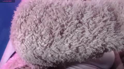 Snapshot of vitoria23_ chatting on 05-01-26, 01:37 victoria 3 online show from 05-01-26, 01:37