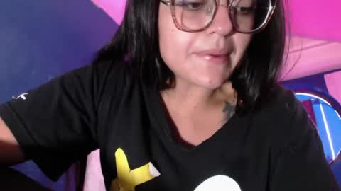 Snapshot of vitoria23_ chatting on 05-28-26, 03:09 victoria 3 online show from 05-28-26, 03:09
