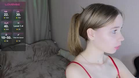 Snapshot of vitterrick chatting on 10-29-25, 05:36 vitterrick online show from 10-29-25, 05:36