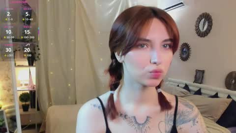 VittoriaNix online show from 05-10-26, 05:51