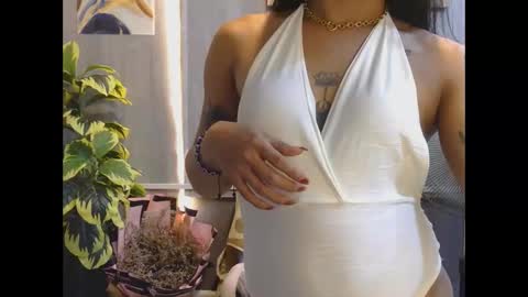 Kylie online show from 01-12-26, 12:54