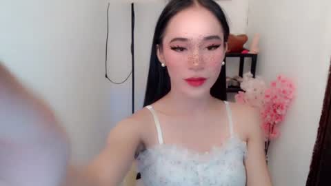 Snapshot of vivahotbabessandra chatting on 06-26-26, 09:03 SANDRA GOING YOU online show from 06-26-26, 09:03