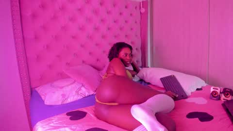 vivi cooper online show from 09-16-25, 02:45