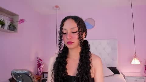 Vivi online show from 02-18-26, 03:24