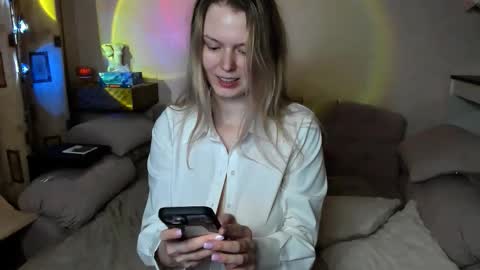 Snapshot of vivian_alison chatting on 02-19-26, 08:27 vivian_alison online show from 02-19-26, 08:27