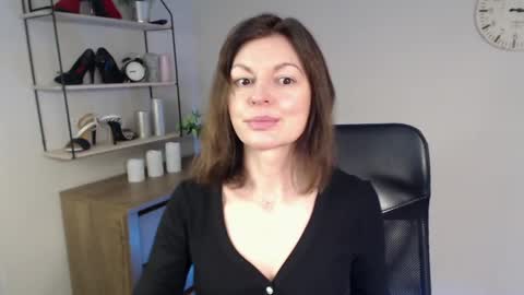 Snapshot of vivian_dream chatting on 02-12-25, 06:51 Vivian online show from 02-12-25, 06:51