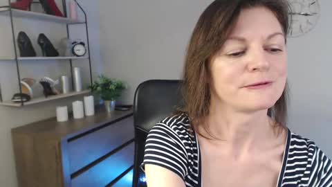 Snapshot of vivian_dream chatting on 03-07-25, 09:07 Vivian online show from 03-07-25, 09:07