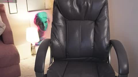 Vivian Evans online show from 03-12-26, 12:50