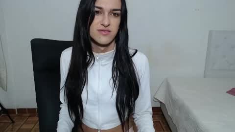 instagram Viviana73215 online show from 05-13-26, 10:23