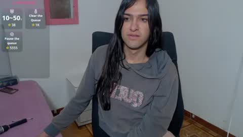 Snapshot of vivianalatin chatting on 07-14-26, 12:11 instagram Viviana73215 online show from 07-14-26, 12:11