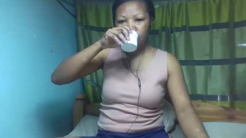 viviane0812 online show from 10-31-25, 11:22