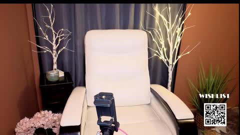 VivianLuxe online show from 02-17-26, 12:51