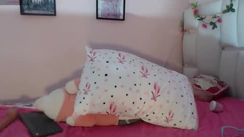 vivi online show from 04-18-26, 11:38