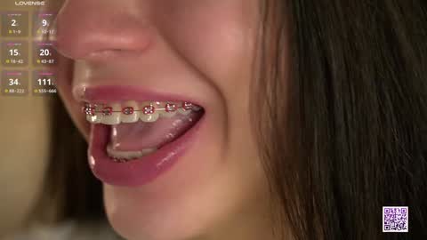 Nelly and Mari online show from 11-07-25, 07:19