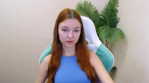 Vivien online show from 01-29-25, 06:39