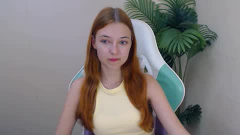 Vivien online show from 09-12-25, 05:46