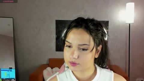 vivien_ross online show from 05-03-26, 01:00