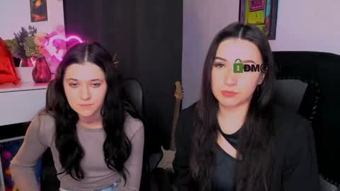 Snapshot of vivienne_sweet chatting on 02-25-25, 12:55 Vivi online show from 02-25-25, 12:55