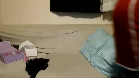 viviennefastfood online show from 02-16-26, 01:46