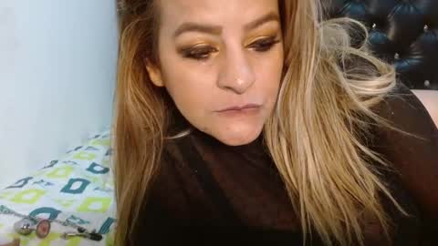 Venus online show from 11-14-25, 01:04