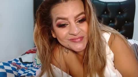 Venus online show from 12-02-25, 01:00