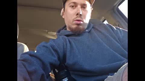 Snapshot of vl2992 chatting on 10-17-25, 02:52 vl2992 online show from 10-17-25, 02:52