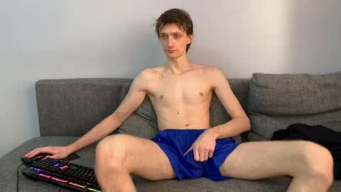 Snapshot of vlad_ggvldd chatting on 04-21-26, 12:11 Vlad Dinovich online show from 04-21-26, 12:11