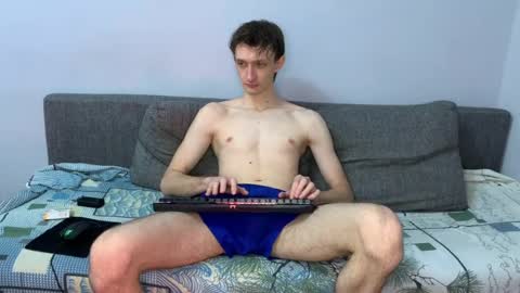 Snapshot of vlad_ggvldd chatting on 05-28-26, 05:10 Vlad Dinovich online show from 05-28-26, 05:10