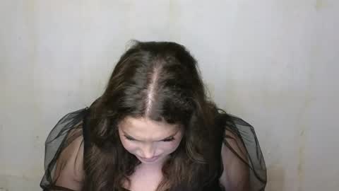 Snapshot of vladacandy chatting on 05-06-26, 06:35 VladaCandy online show from 05-06-26, 06:35