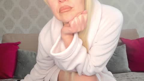 Snapshot of vladax555 chatting on 01-29-25, 02:40 VLADAX555 online show from 01-29-25, 02:40