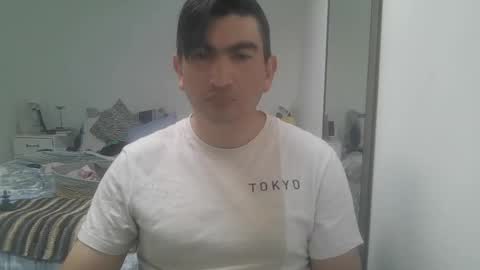 Snapshot of vladir_9 chatting on 11-11-25, 07:58 vladir_9 online show from 11-11-25, 07:58