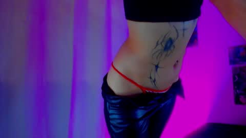 Snapshot of void_smokin chatting on 06-09-26, 08:53 Gabriela online show from 06-09-26, 08:53