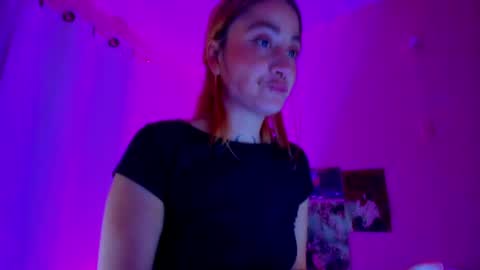 Snapshot of void_smokin chatting on 06-10-26, 08:57 Gabriela online show from 06-10-26, 08:57