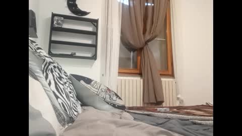 Snapshot of volpecesare419 chatting on 02-23-25, 04:35 volpecesare419 online show from 02-23-25, 04:35