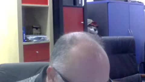 Snapshot of volpi72 chatting on 02-06-25, 07:07 volpi72 online show from 02-06-25, 07:07