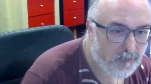 Snapshot of volpi72 chatting on 09-21-25, 10:50 volpi72 online show from 09-21-25, 10:50