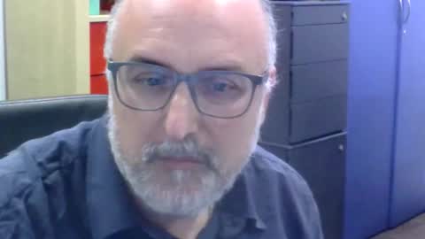 Snapshot of volpi72 chatting on 11-04-25, 05:34 volpi72 online show from 11-04-25, 05:34